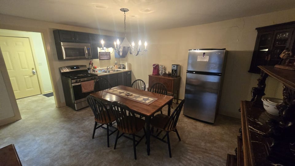 Kitchen with coffee/tea bar
