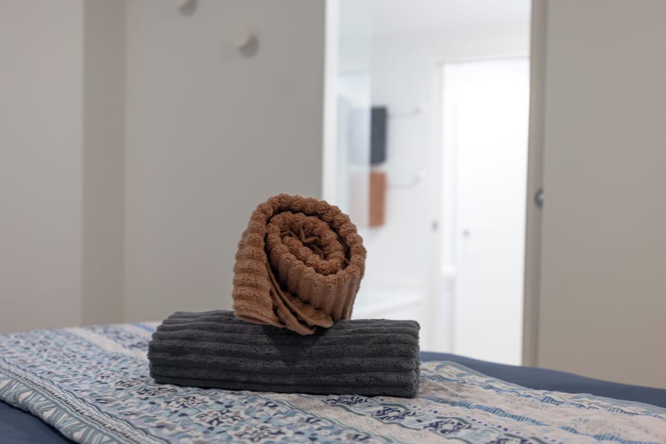Master bedroom (5)