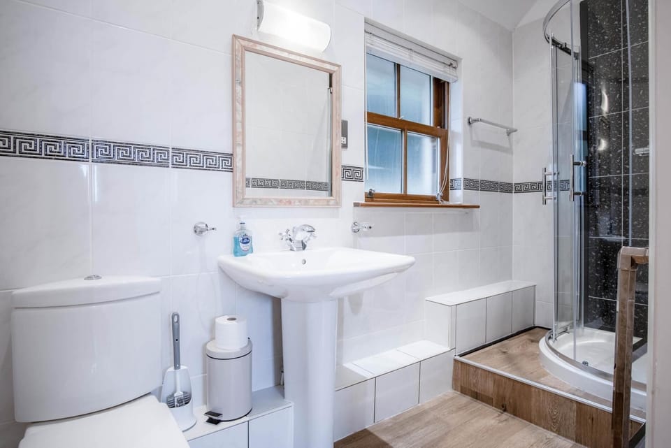 Marina House Annex - 1 Bedroom - Neyland (24709)