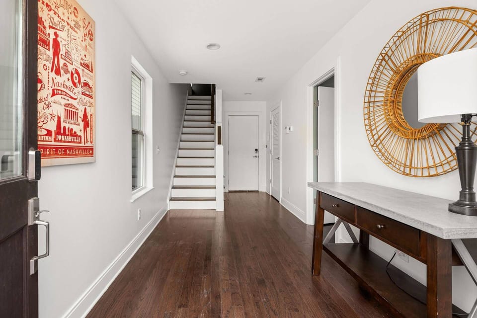 Welcome to your Nashville Retreat!