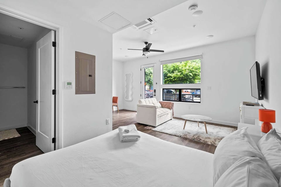 Queen Bed