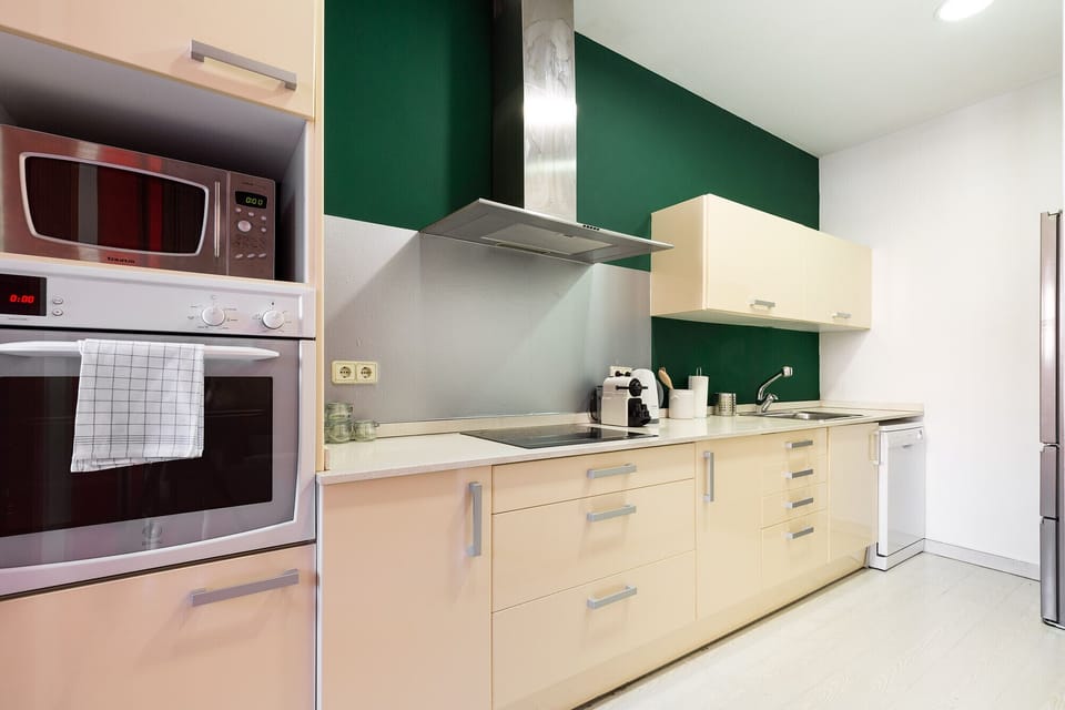 Apartment | Private kitchen | Full-size fridge, microwave, oven, dishwasher