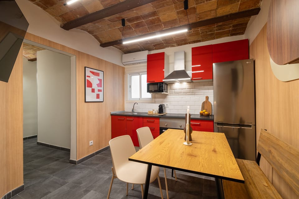 Apartment | Private kitchen | Mini-fridge, microwave, oven, stovetop