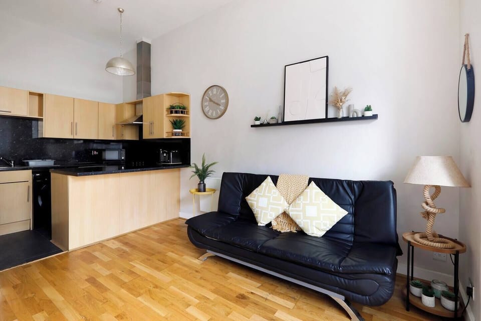 41c7e8c0 4988 4351 b3f3 964a8514f0fe