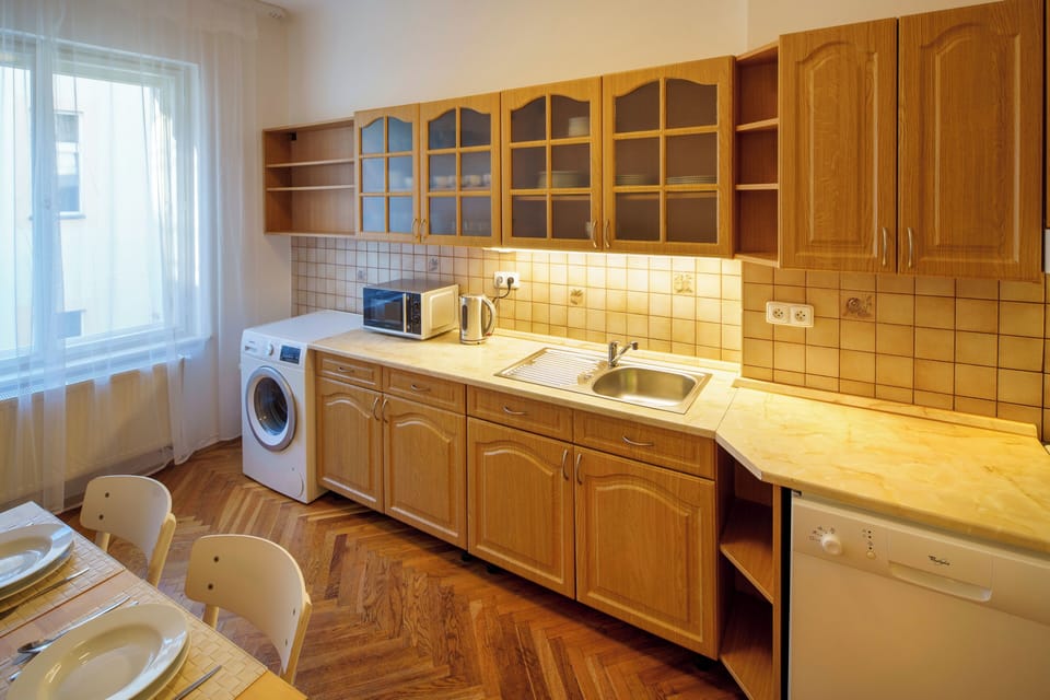 Apartment | Private kitchen | Fridge, microwave, oven, stovetop