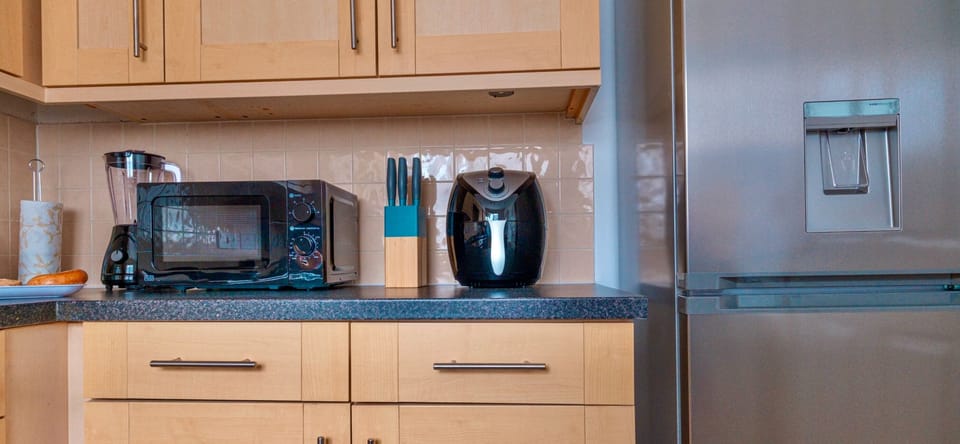 House | Private kitchen | Fridge, microwave, oven, stovetop