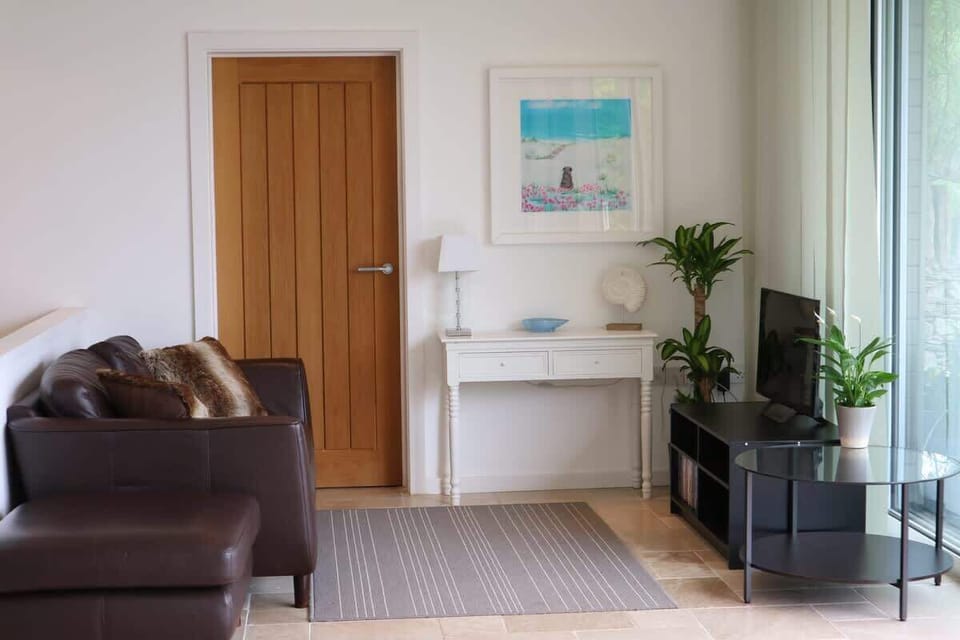 Living room area 