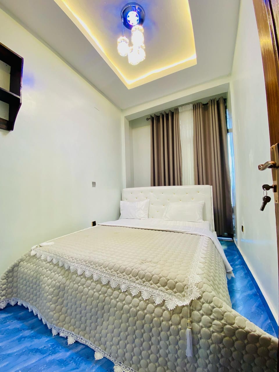 Standard Room, Balcony, Mountain View | In-room safe, desk, soundproofing, iron/ironing board (on request)