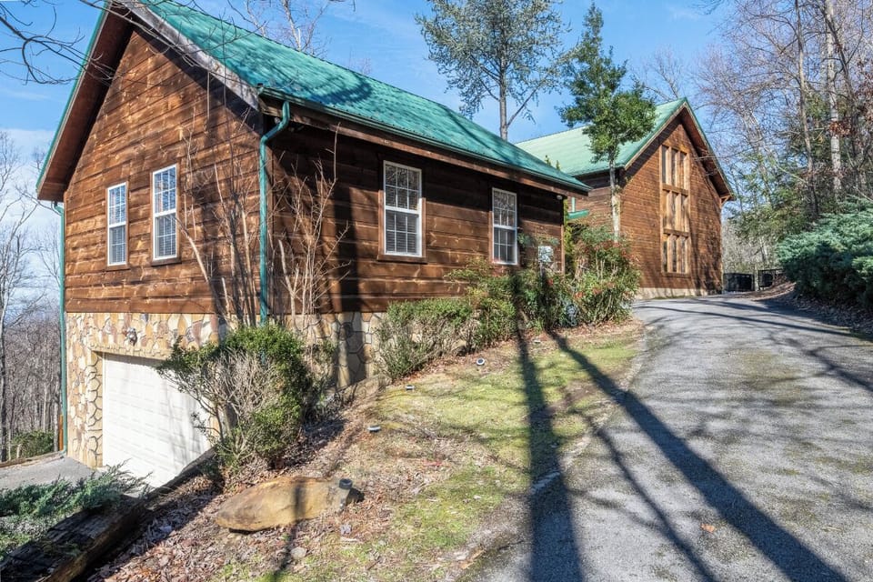 Mountain Estate's exterior