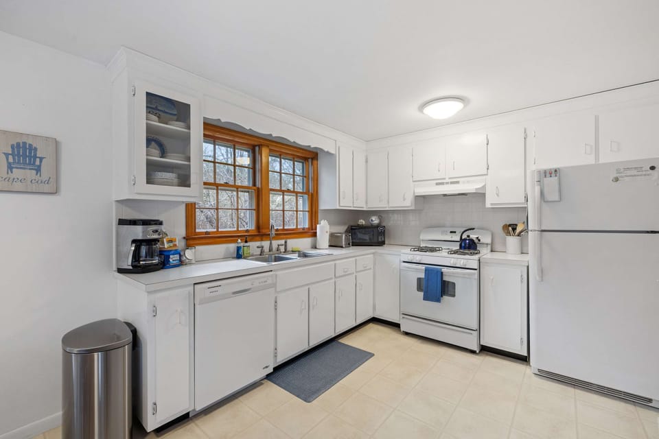 Prepare delicious meals in this bright and spacious kitchen, equipped with everything you need for effortless dining.