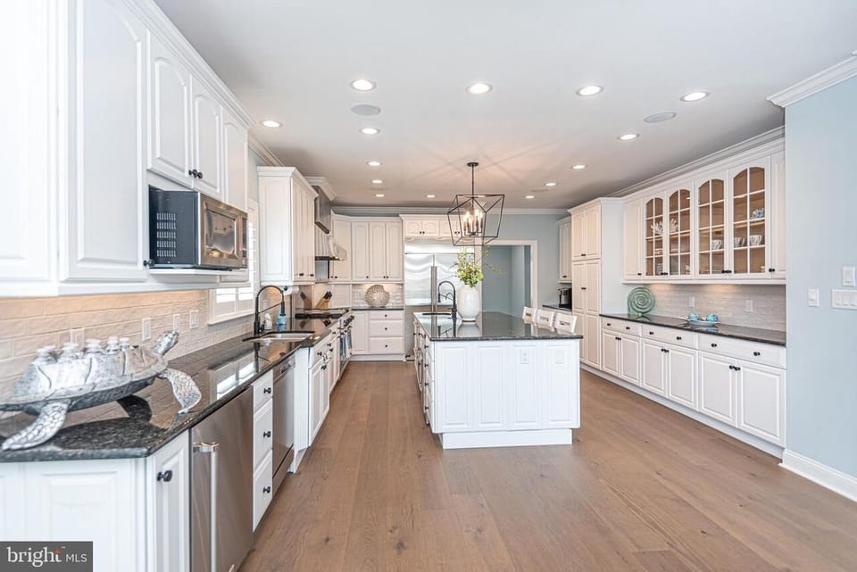 The Stunning Kitchen is a Chef's Delight!