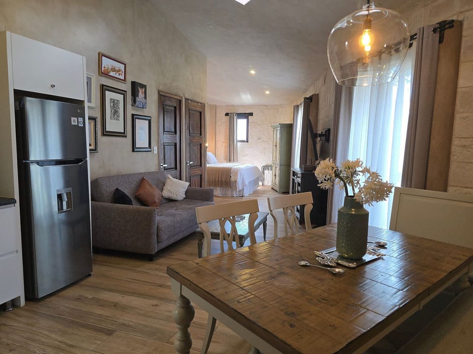 Basic Apartment | Interior