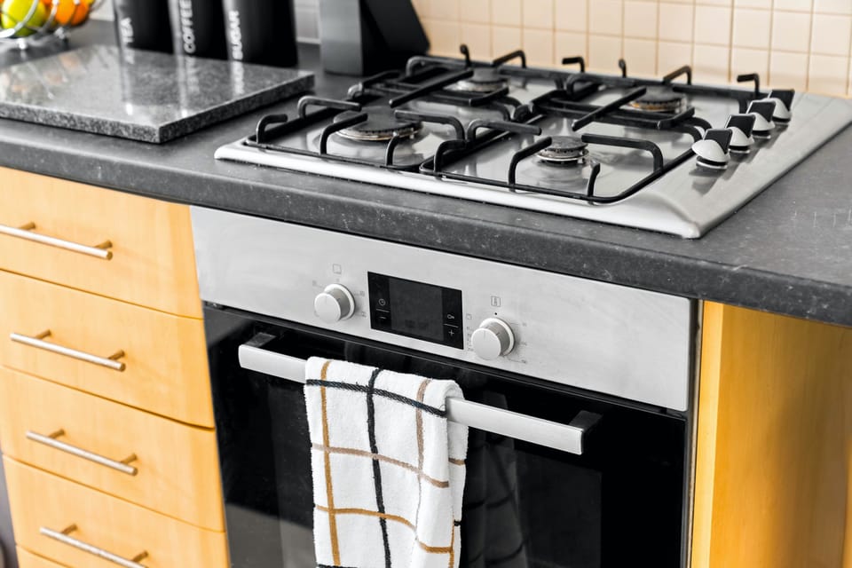 House | Private kitchen | Fridge, microwave, oven, stovetop