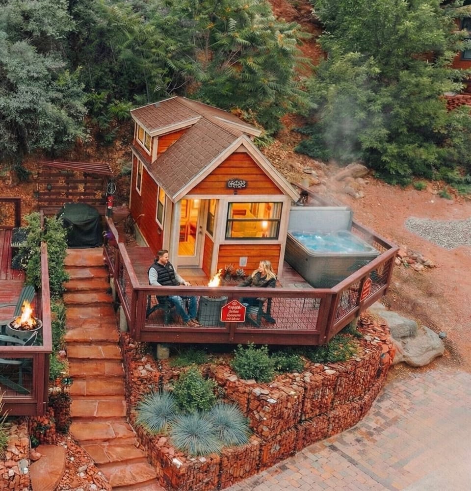 Cozy tiny home with a private hot tub and fire pit