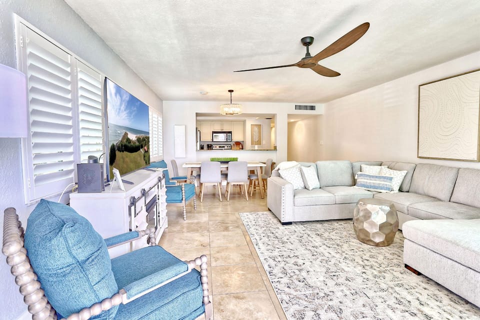 Condo, Multiple Beds (Land's End 4-206 Bay Front - Premier) | Living area | TV