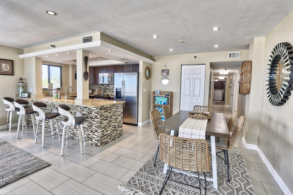 Condo, Multiple Beds (Arena De Madeira 103 - Premier) | Dining