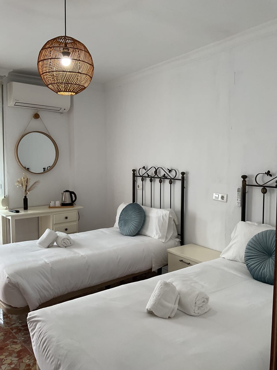 Basic Double Room, City View | Desk, free WiFi, bed sheets