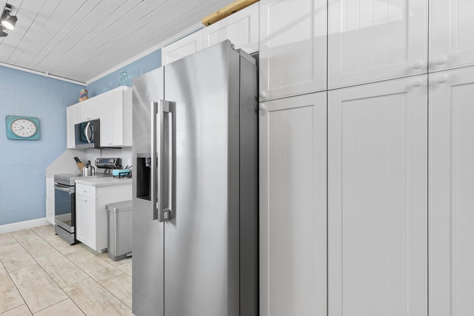 House, Multiple Beds (Beachside Vista) | Private kitchen | Oven, coffee/tea maker, toaster, blender