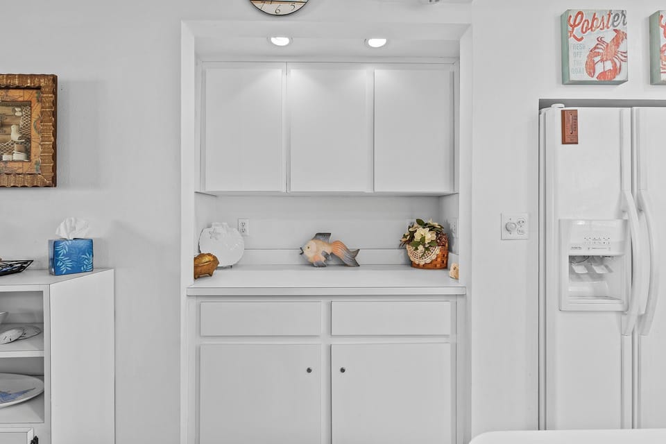 Condo, 1 King Bed with Sofa bed (Colony Beach Club 139) | Interior