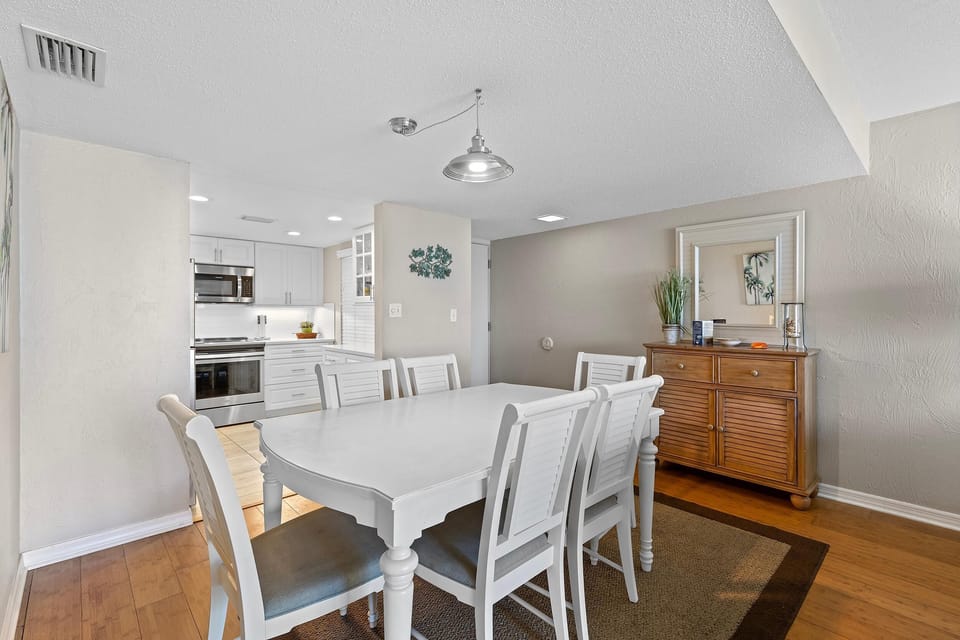 Condo, Multiple Beds (Castle Reef 312) | Dining