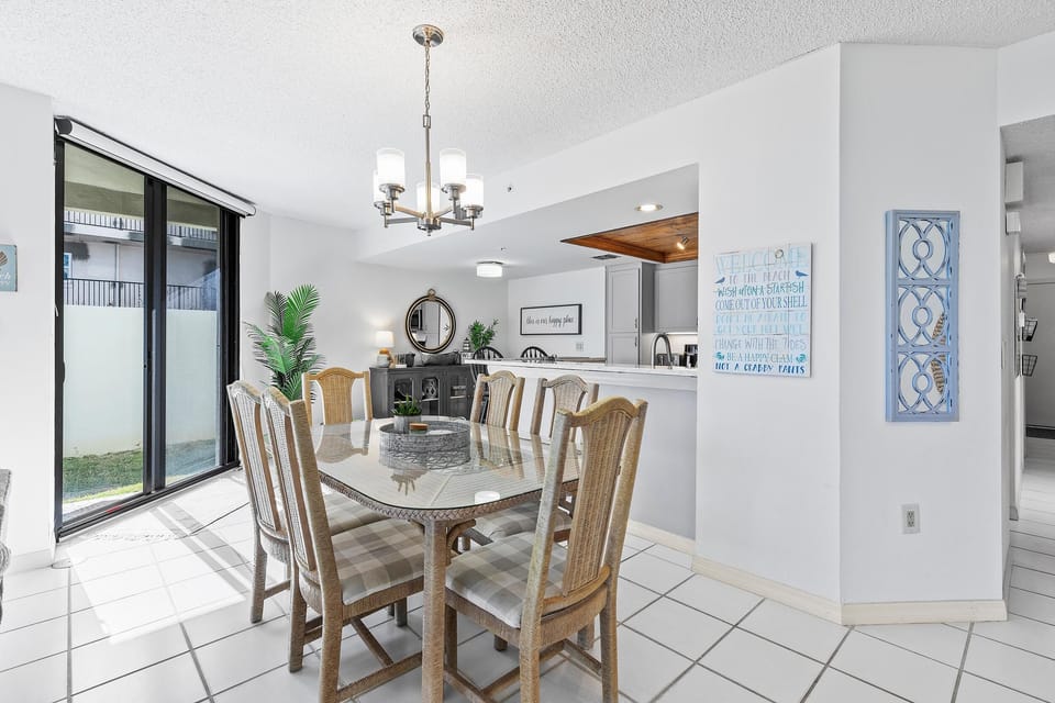 Condo, Multiple Beds (Ebb Tide 101) | Dining