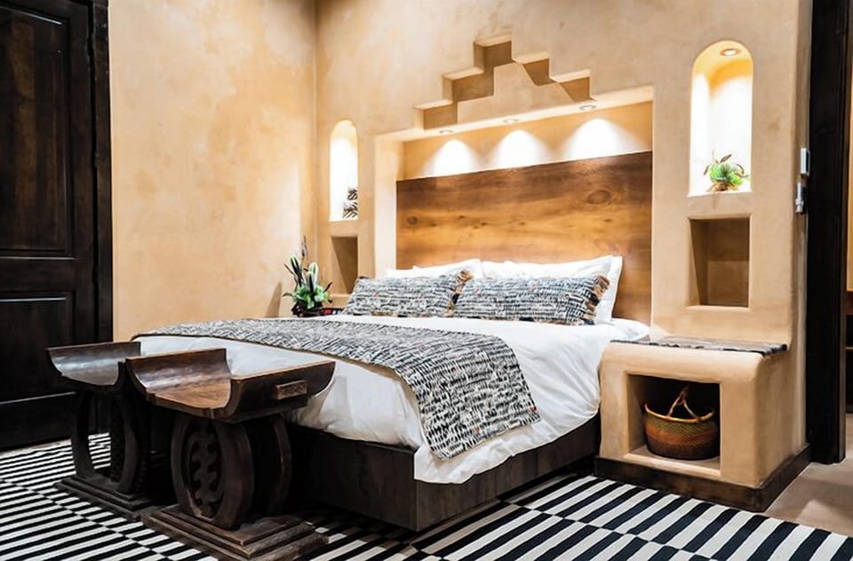 Family Suite, Non Smoking | 2 bedrooms, premium bedding, down comforters, pillowtop beds