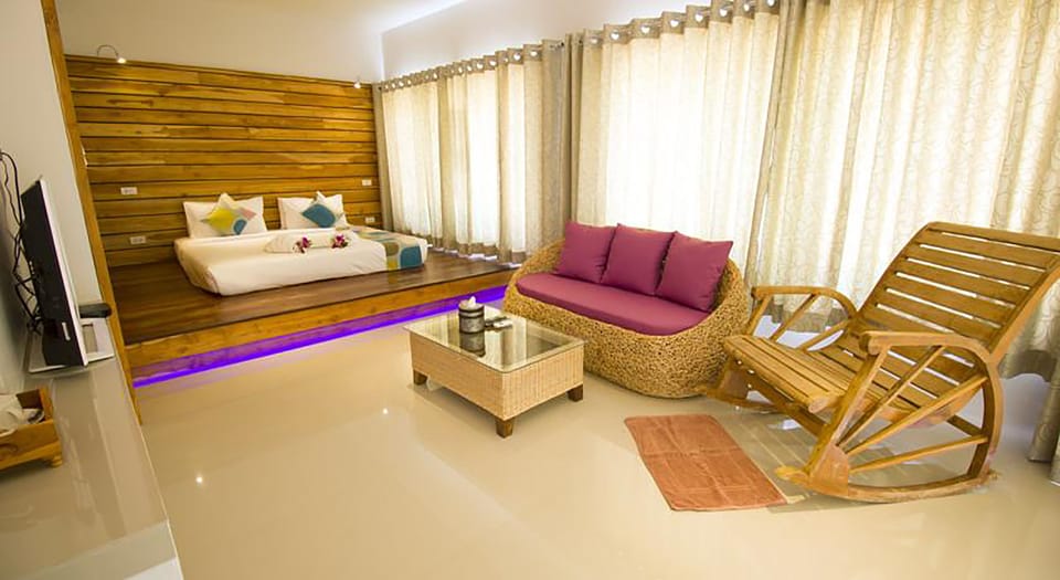 In-room safe, cribs/infant beds, rollaway beds, free WiFi