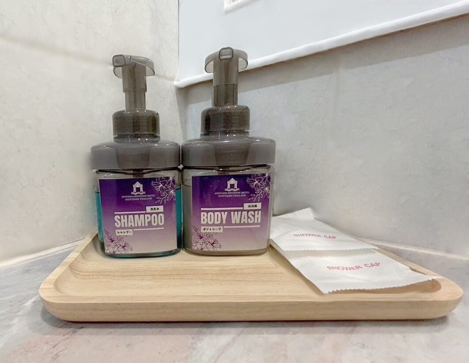 Superior King or Twin Room | Bathroom | Free toiletries, hair dryer, towels, soap