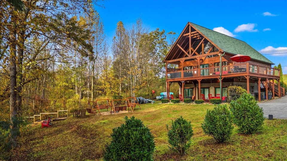 Just steps from your door, you wont get easier access to the river than this!