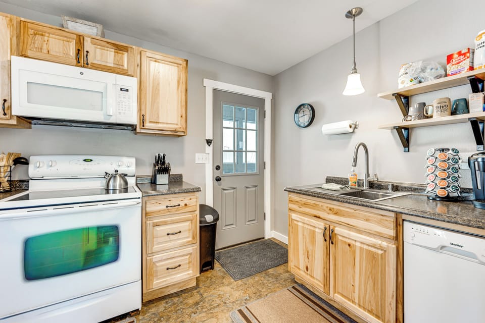 Kitchen | Cooking Basics | Keurig Coffee Maker