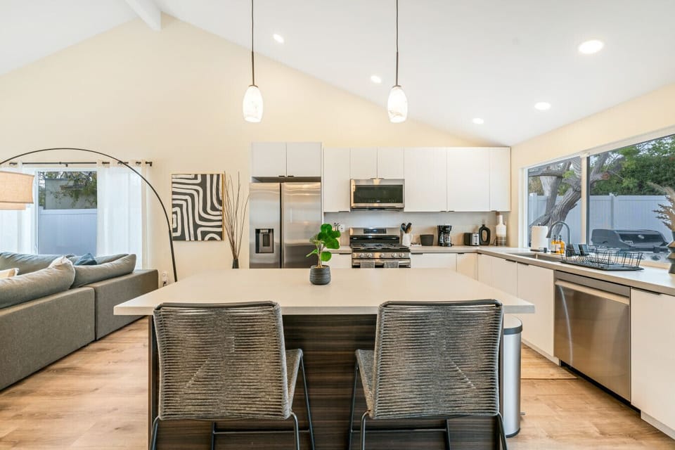 Fully equipped kitchen