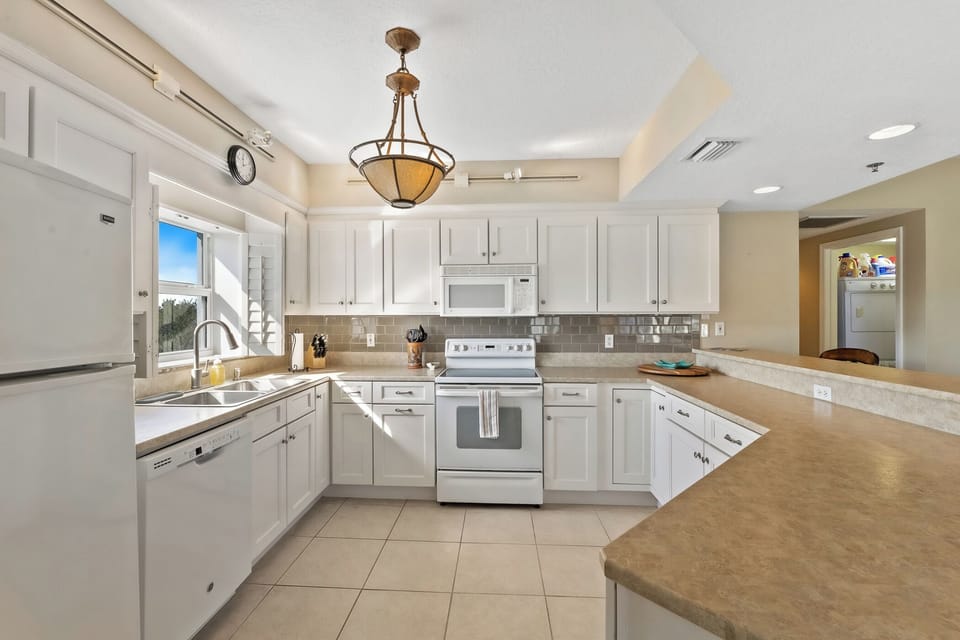 Full equipped kitchen for all your cooking needs