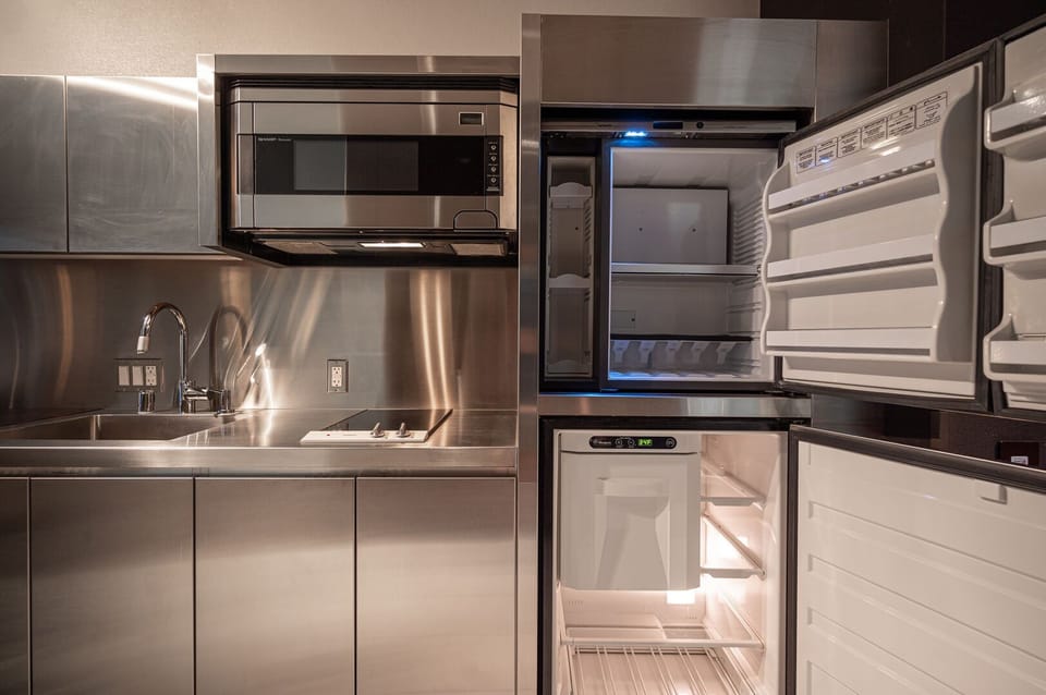 Kitchenette Area 
2 Electric Stove Top Burners
Mini Refrigerator