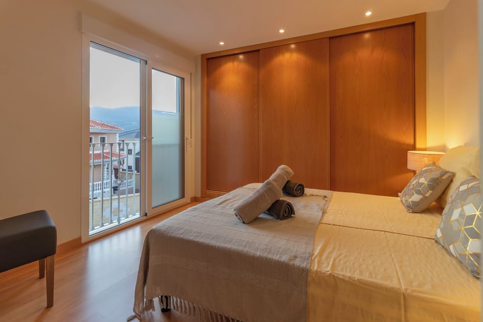 Premium Apartment (1) | Soundproofing, free WiFi, bed sheets