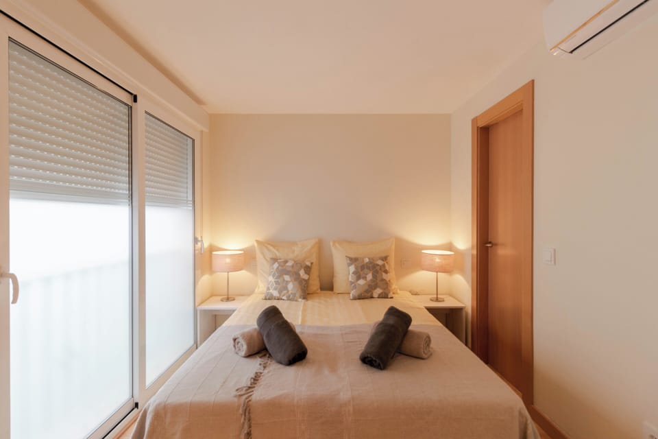 Premium Apartment (1) | Soundproofing, free WiFi, bed sheets