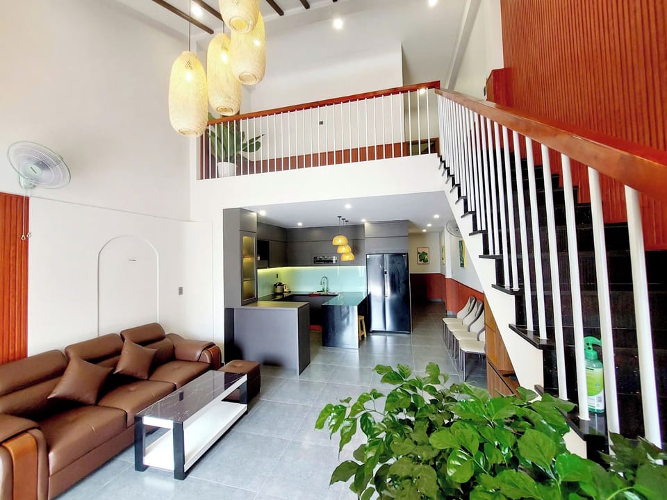 Townhome | Living area