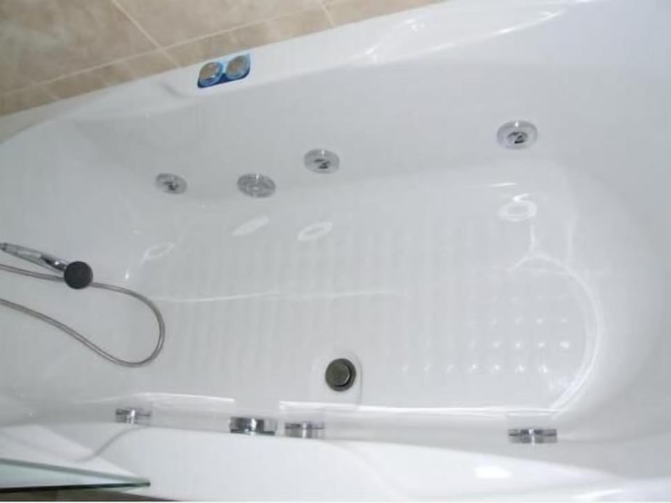 Double Room, Bathtub | Jetted tub