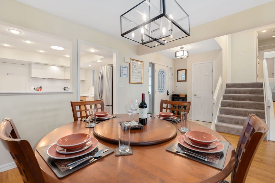 House, 2 Queen Beds, Patio, Garden View (1012 Sailor's Reef) | Dining