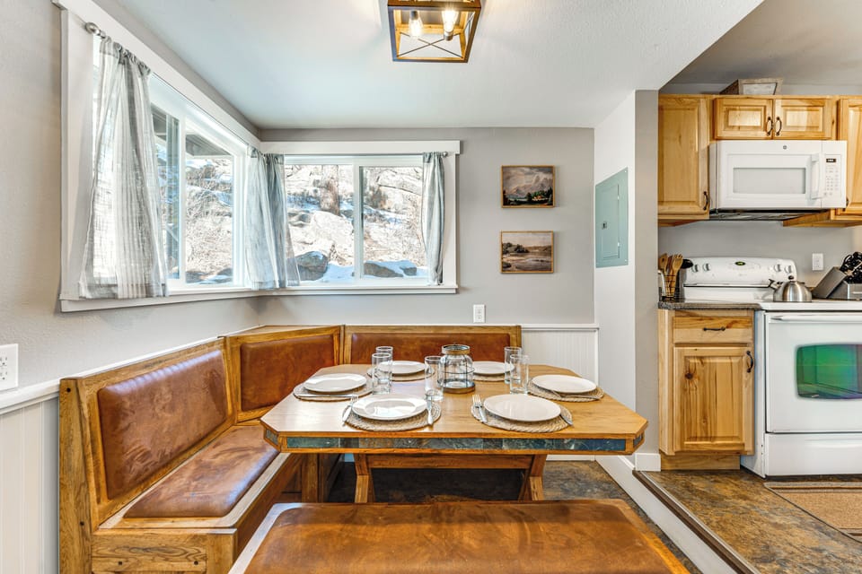 House (2 Bedrooms) | Interior