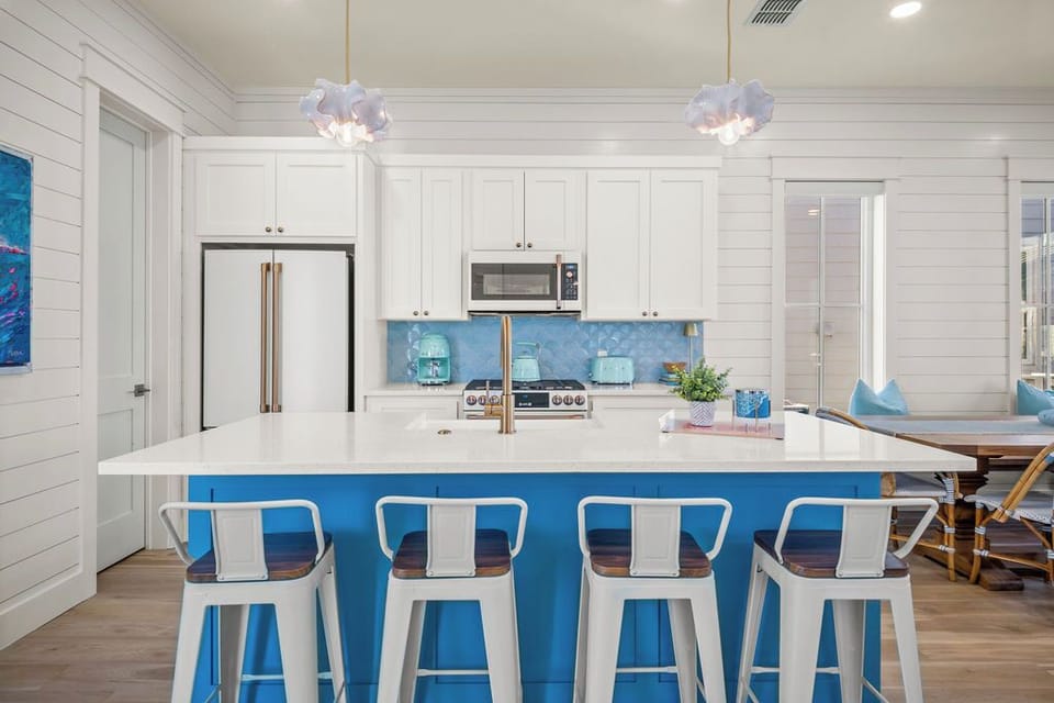 Kitchen, 1st Floor