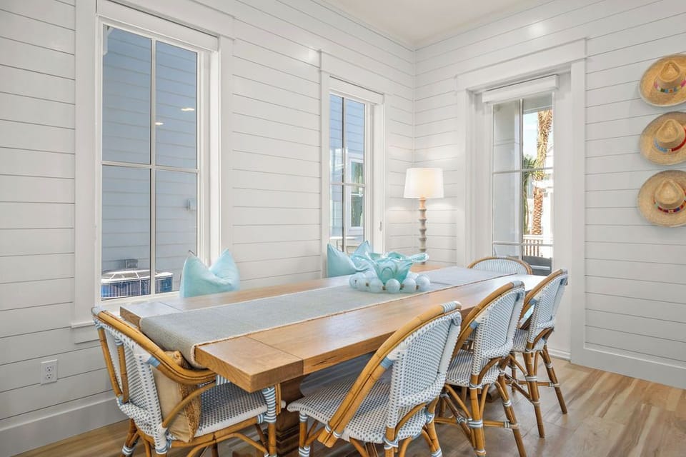 Dining Area, 1st Floor