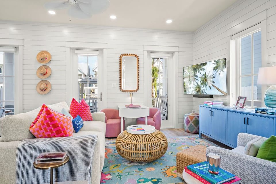 Living Room, 1st Floor