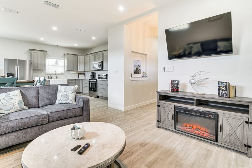 House (3 Bedrooms) | Interior