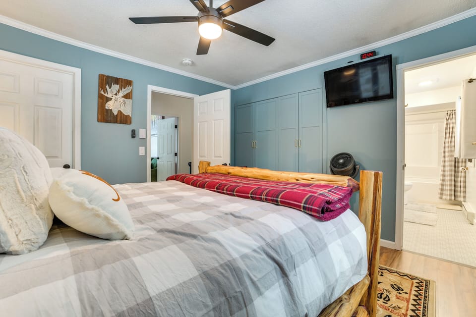 House (4 Bedrooms) | Interior