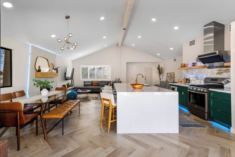 Chef's kitchen