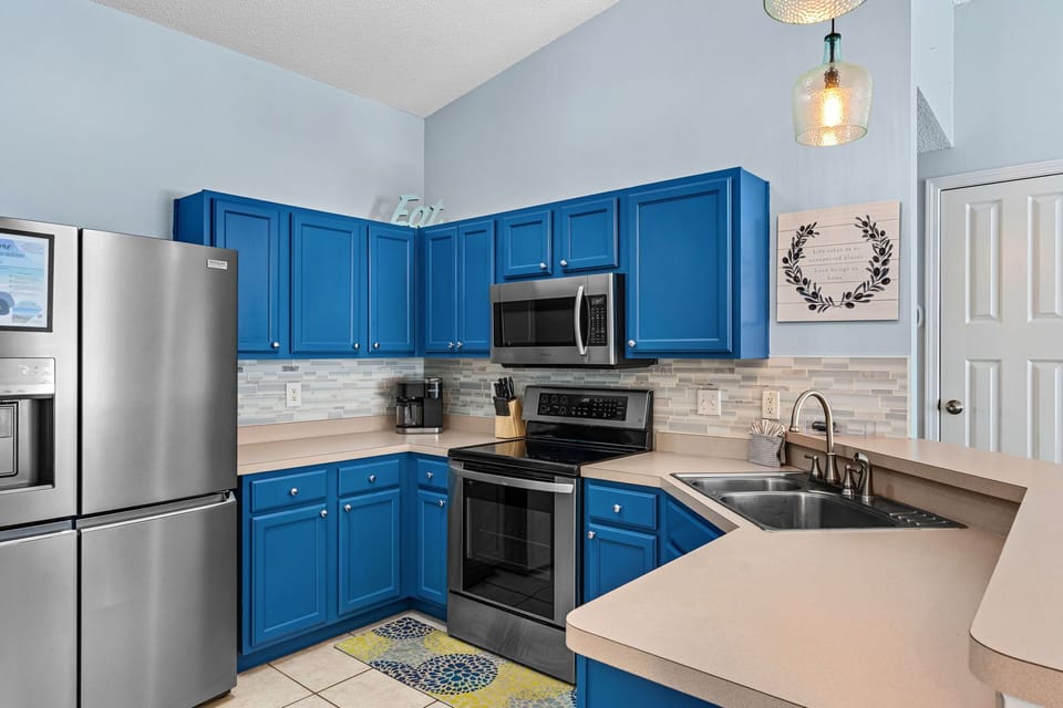 Full Kitchen