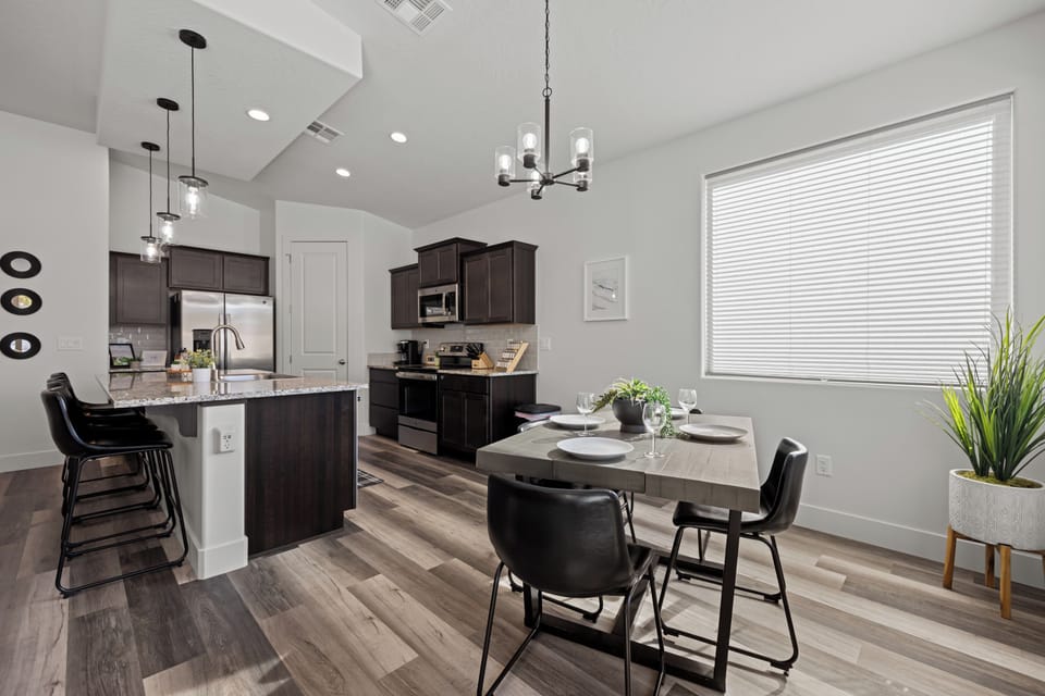 Kitchen/Dining