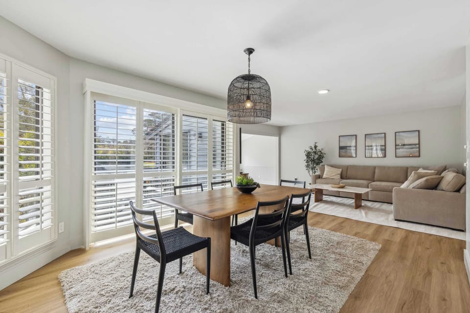 Make mealtime memories together at the elegant dining table