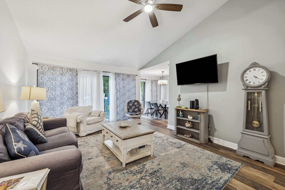 Welcome to Sea Pines Escape!