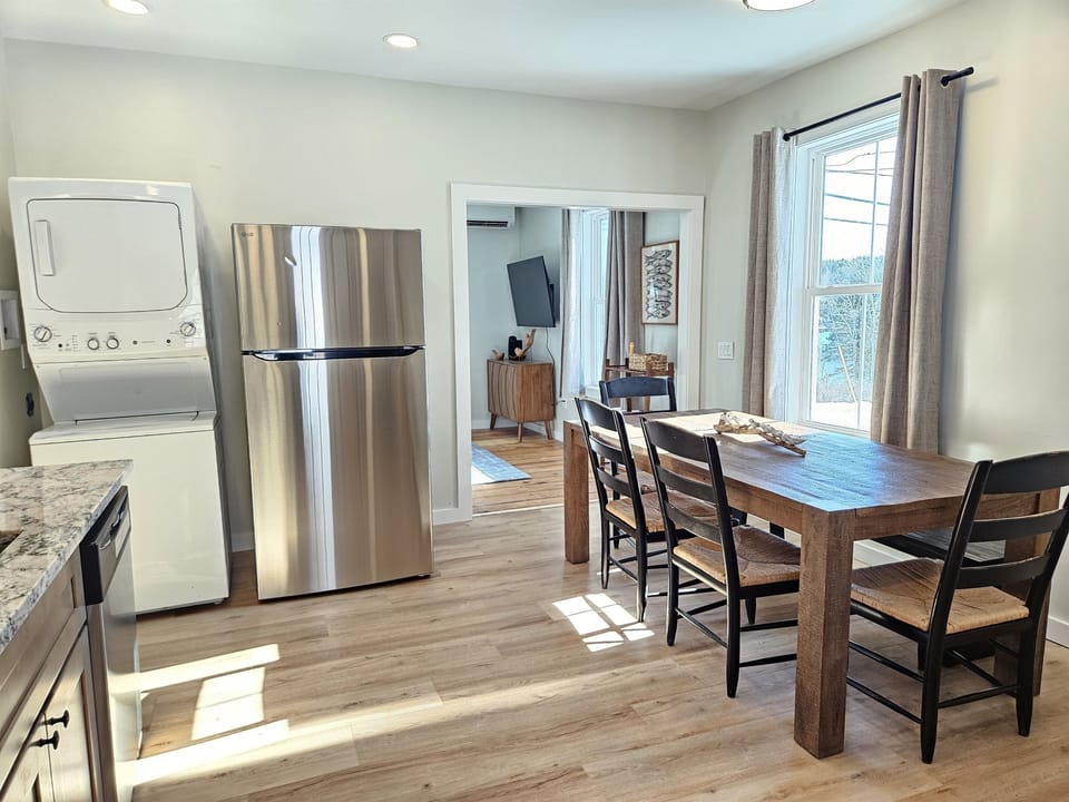 Kitchen table seats 6